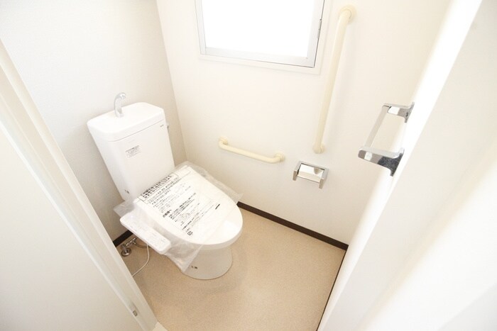 物件内観写真10　(トイレ)