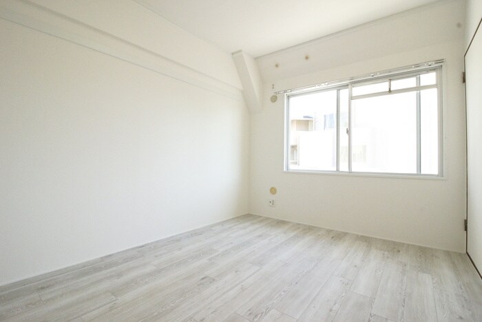 物件内観写真12　(居室)