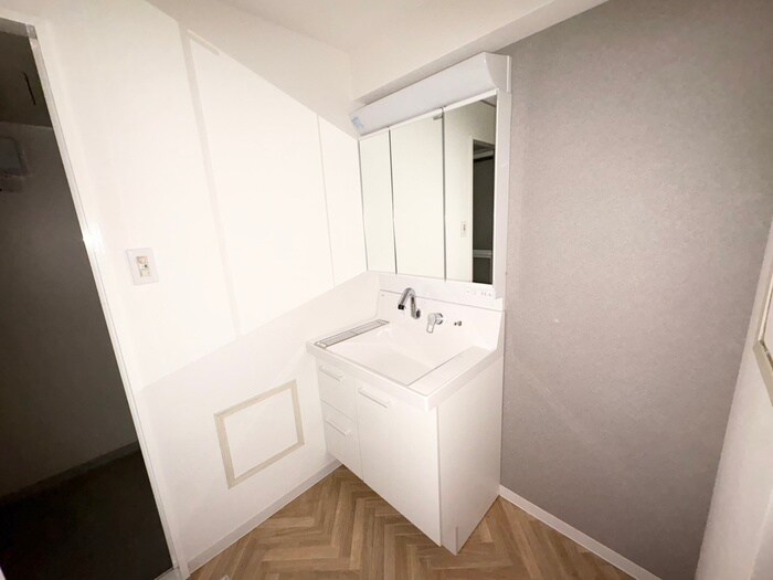 物件内観写真12　(洗面)