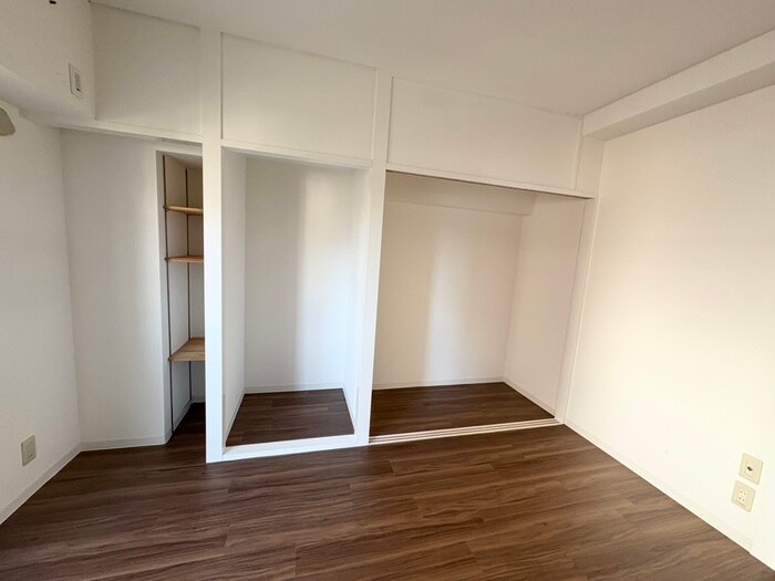 物件内観写真18　(収納)