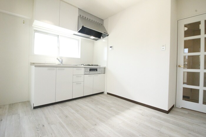 物件内観写真19　(居室)