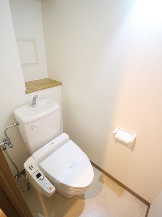 物件内観写真12　(トイレ)