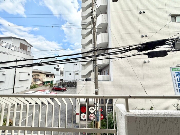 物件内観写真21　(室内からの展望)