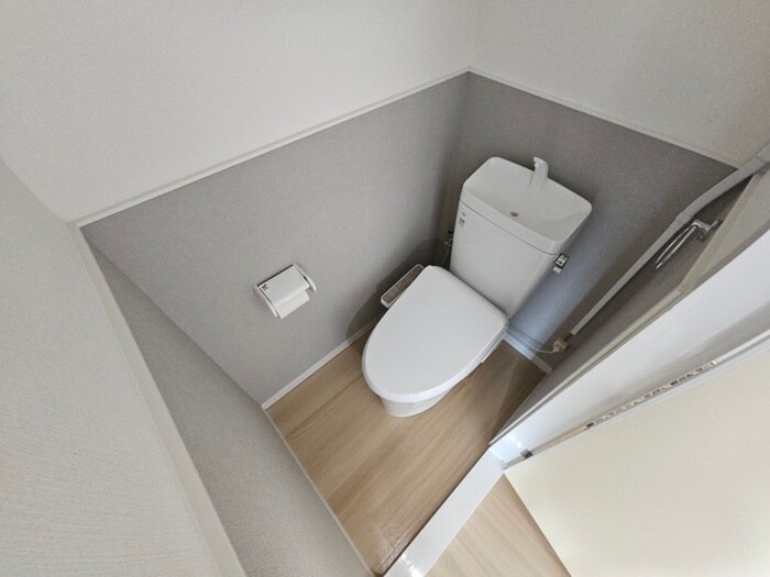 物件内観写真11　(トイレ)