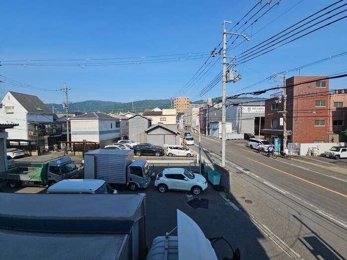 物件内観写真13　(室内からの展望)