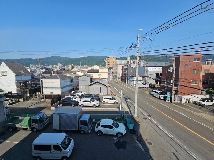 物件内観写真13　(室内からの展望)