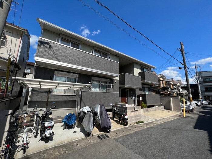 物件外観写真2　(外観写真)