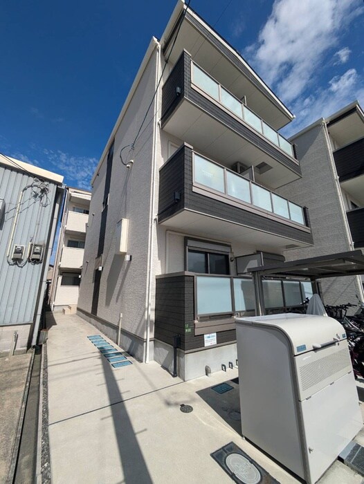 物件外観写真2　(外観写真)