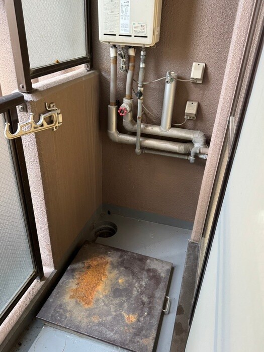 物件内観写真19　(洗濯機置場)