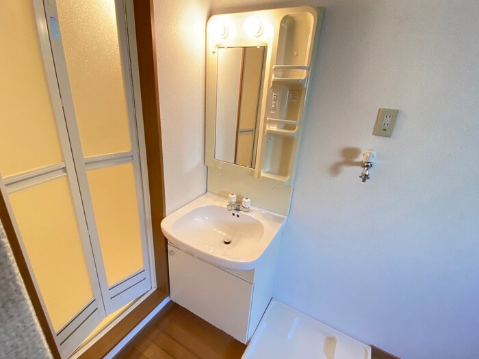 物件内観写真9　(洗面)