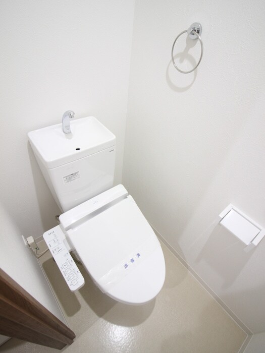 物件内観写真10　(トイレ)