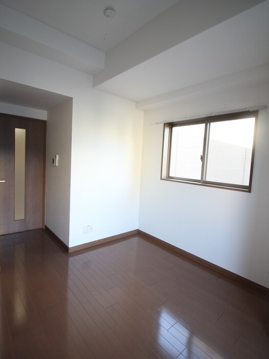 物件内観写真13　(居室)