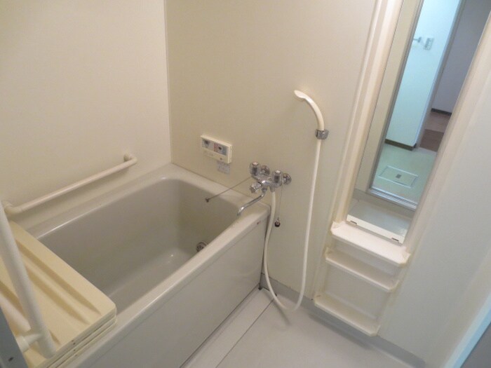 物件内観写真10　(バス／シャワールーム等)