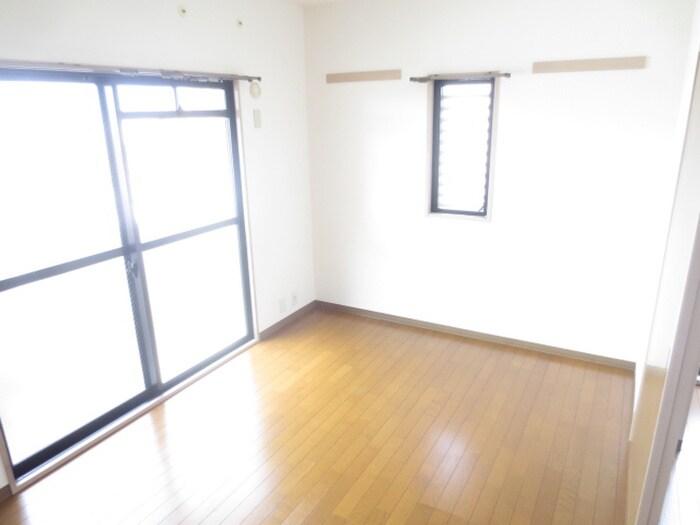 物件内観写真18　(居室)