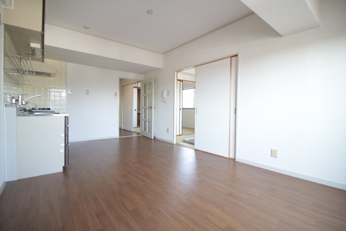 物件内観写真8　(居室)