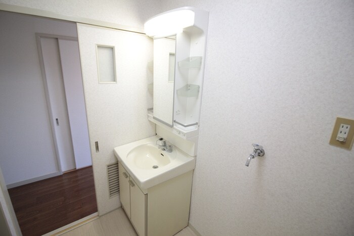 物件内観写真11　(洗面)