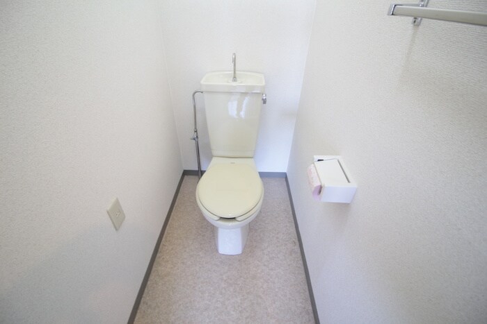 物件内観写真12　(トイレ)