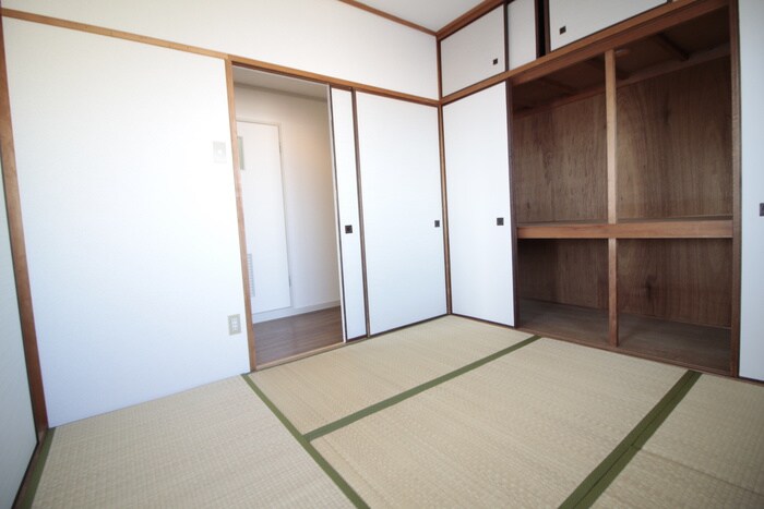 物件内観写真21　(居室)