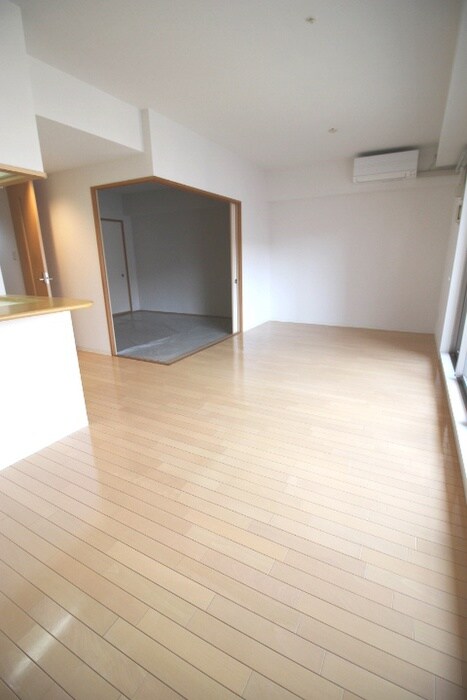 物件内観写真13　(居室)