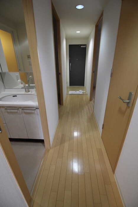 物件内観写真19　(廊下)