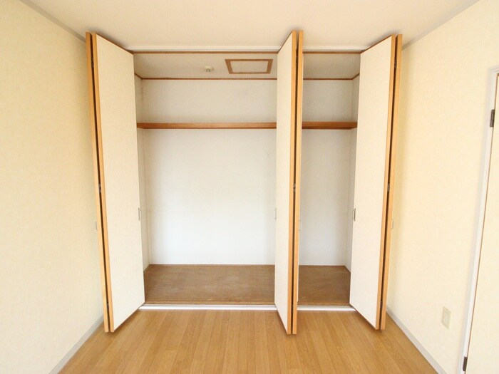 物件内観写真11　(収納)