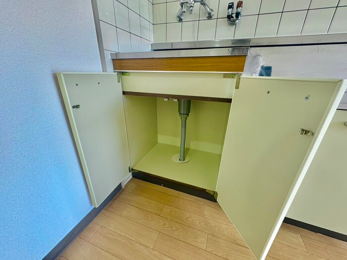 物件内観写真15　(収納)