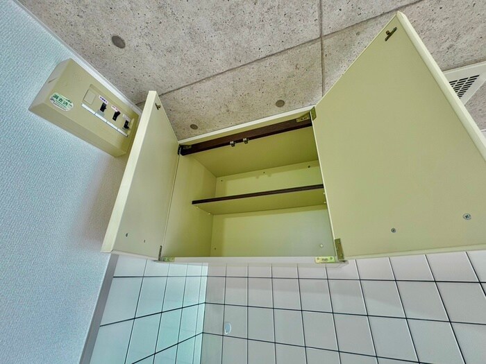 物件内観写真16　(収納)