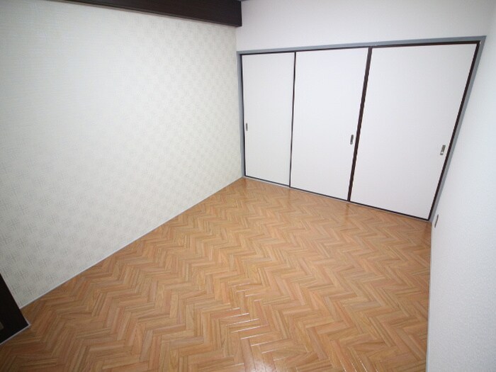 物件内観写真13　(居室)