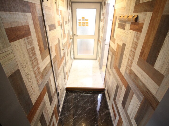 物件内観写真22　(廊下)