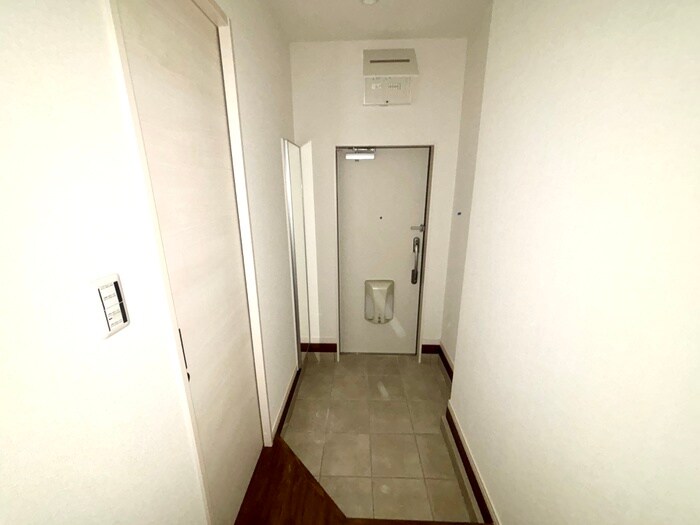 物件内観写真20　(玄関)