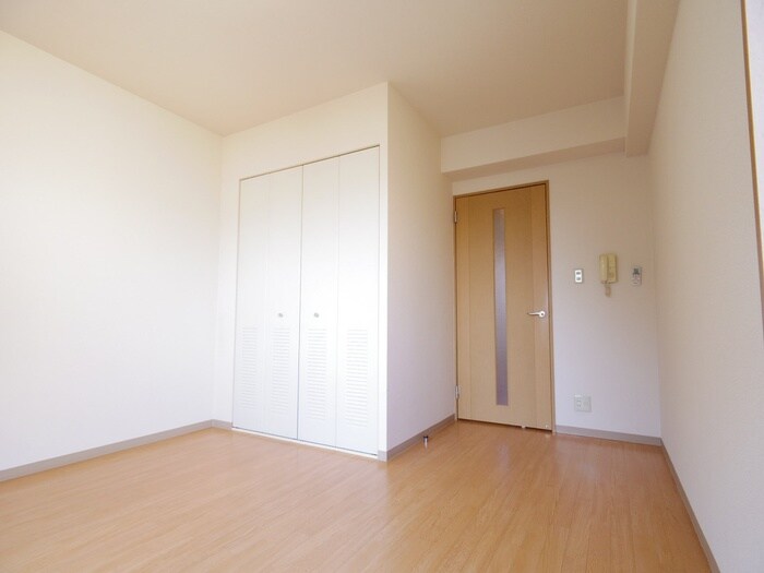 物件内観写真6　(居室)