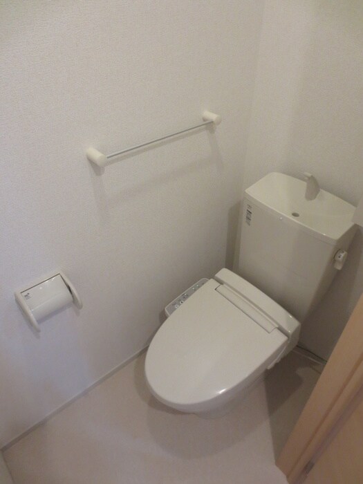 物件内観写真10　(トイレ)