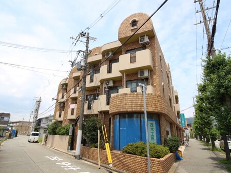 ジャルダン宝塚　五番館外観写真