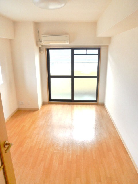 物件内観写真12　(居室)