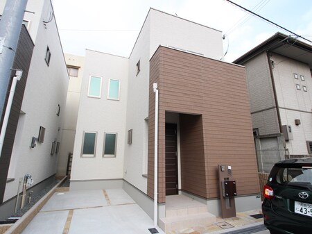 ﾌｼﾞﾊﾟﾚｽ戸建賃貸南上町一丁目外観写真