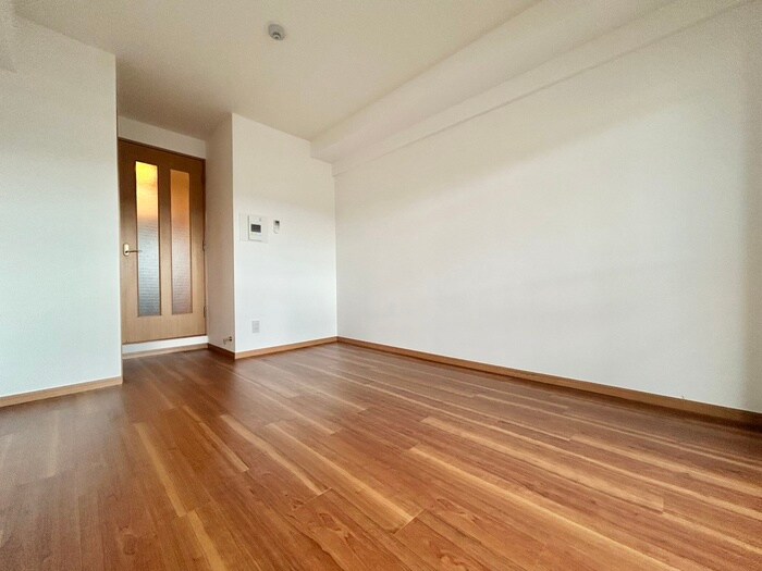 物件内観写真3　(居室)