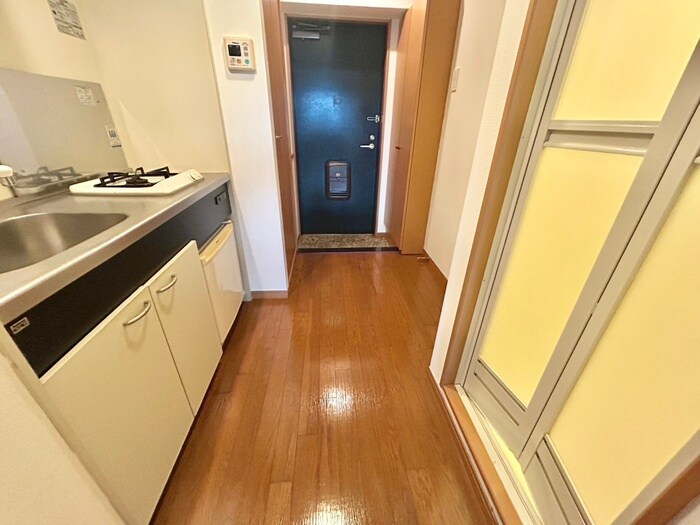 物件内観写真16　(廊下)