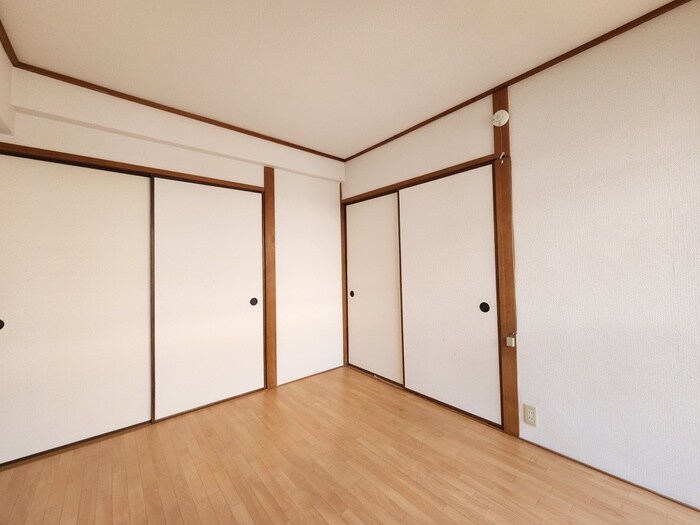 物件内観写真8　(居室)