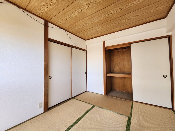 物件内観写真8　(居室)