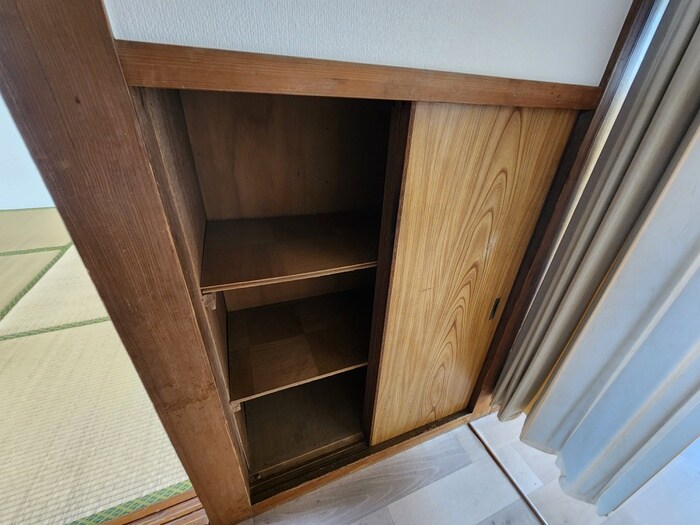 物件内観写真15　(収納)