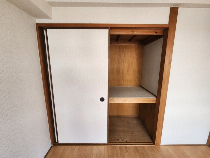 物件内観写真21　(収納)