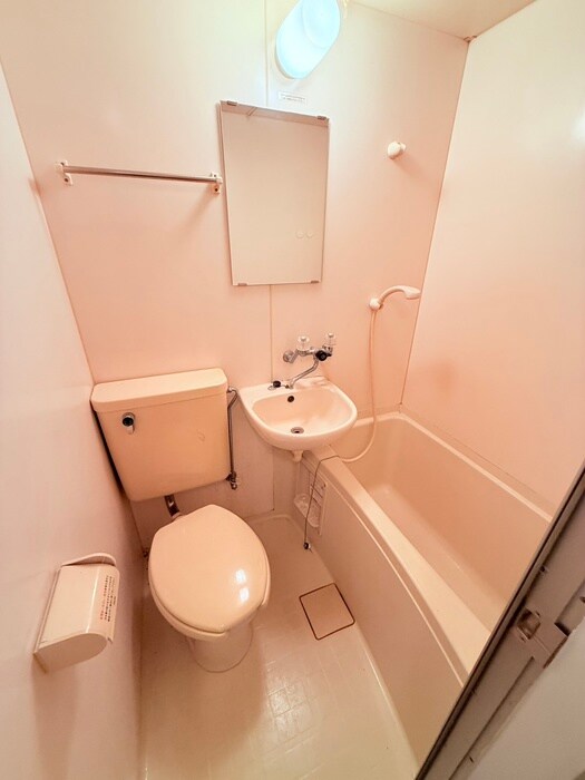 物件内観写真12　(バス／シャワールーム等)