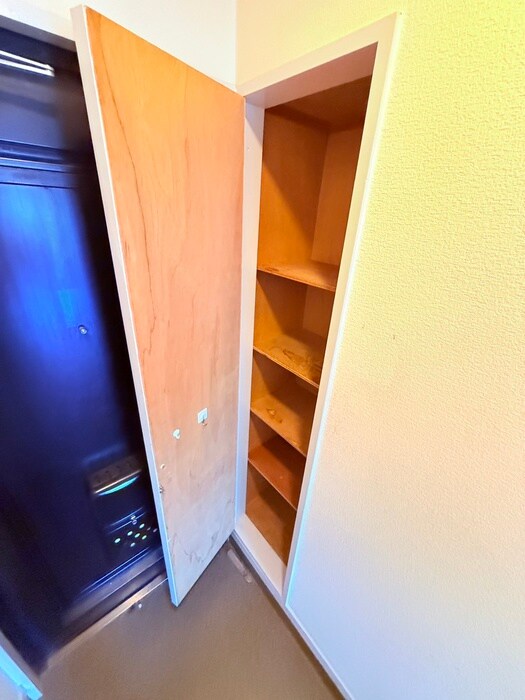 物件内観写真13　(靴箱)