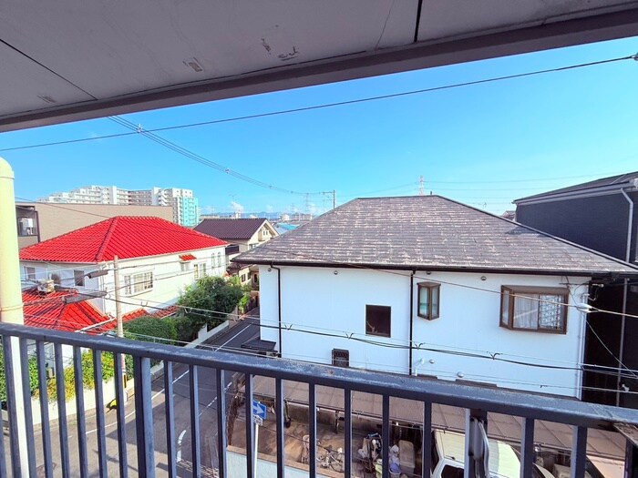 物件内観写真17　(室内からの展望)