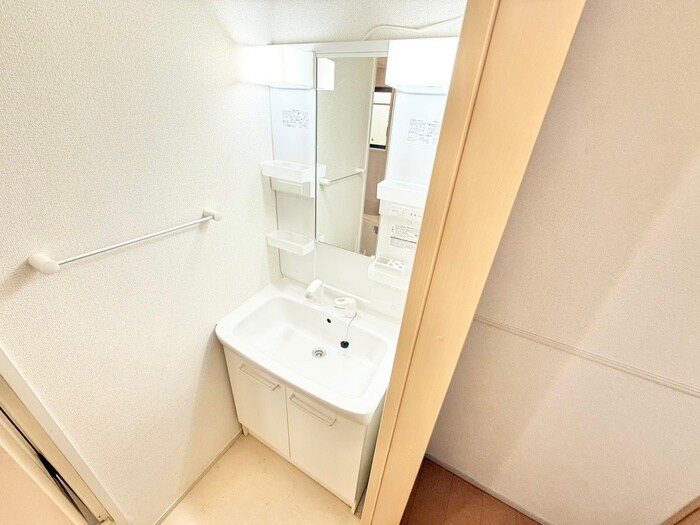 物件内観写真13　(洗面)