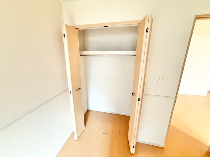 物件内観写真15　(収納)