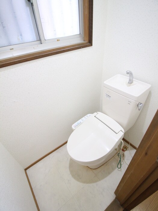 物件内観写真10　(トイレ)