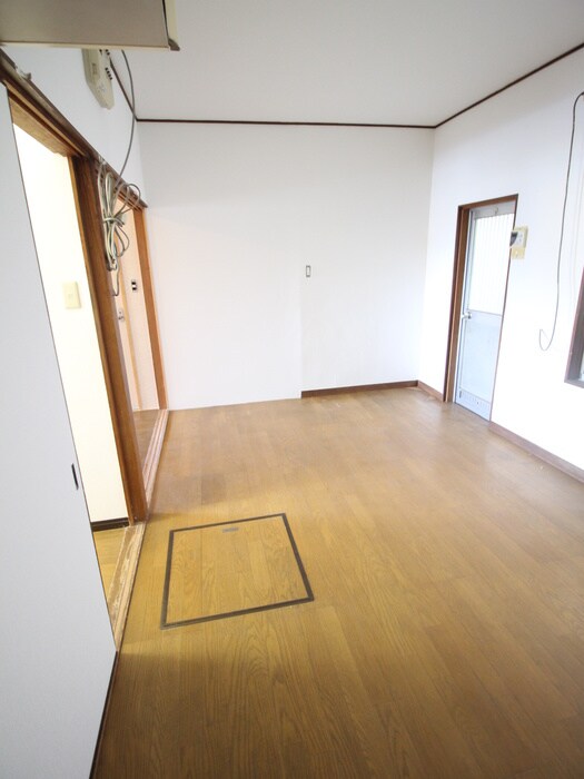 物件内観写真21　(居室)