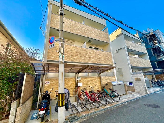 物件外観写真1　(外観写真)