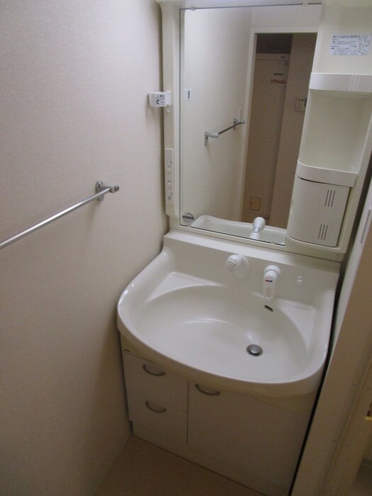 物件内観写真12　(洗面)